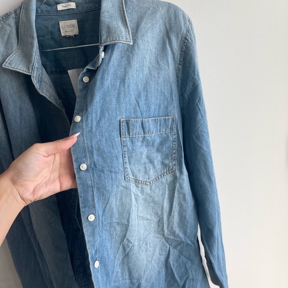 J Crew Jean Button Down Top Perfecf Fit - Picture 2 of 5